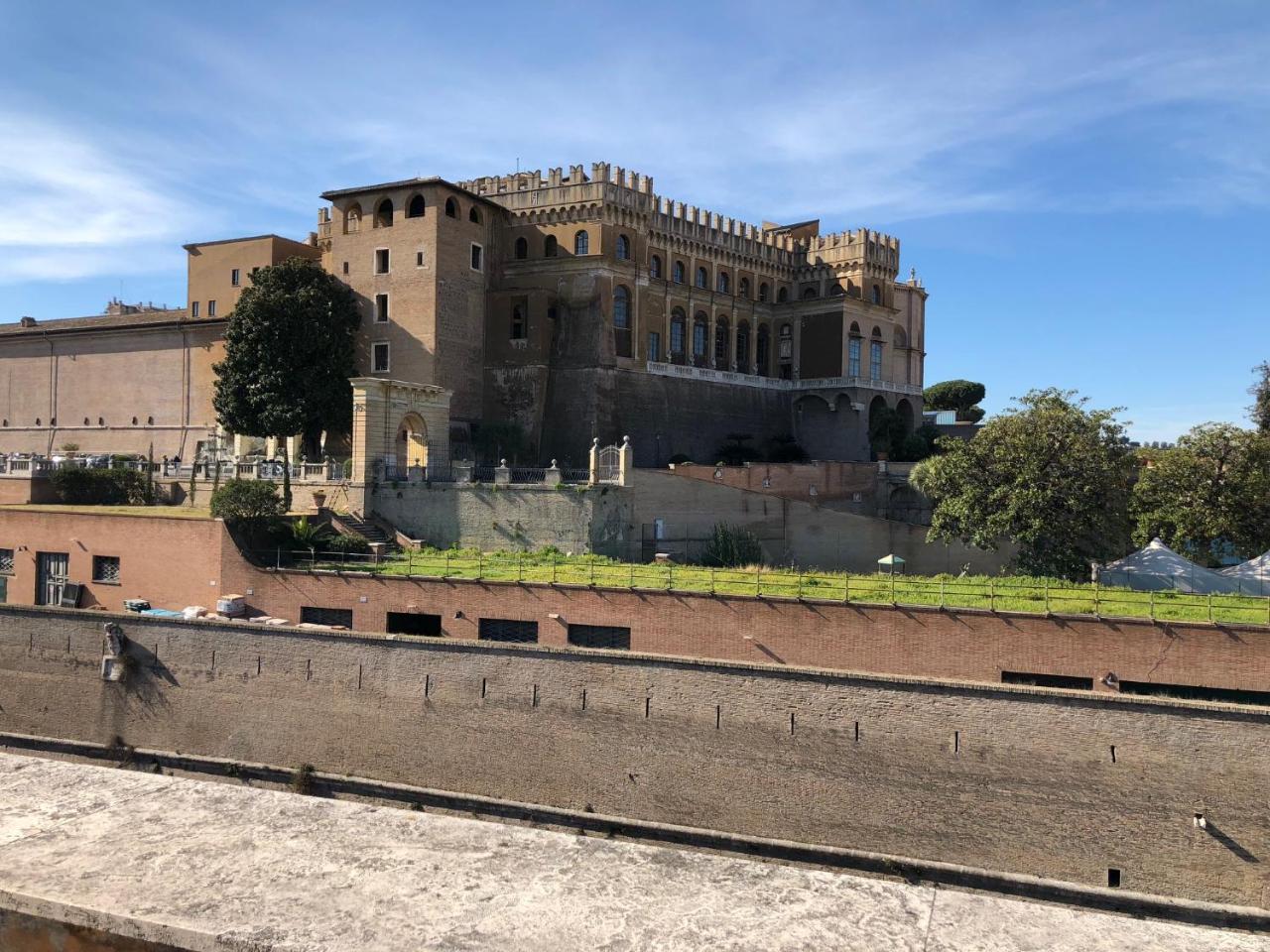 Spartacus Inn Apartment Roma Dış mekan fotoğraf
